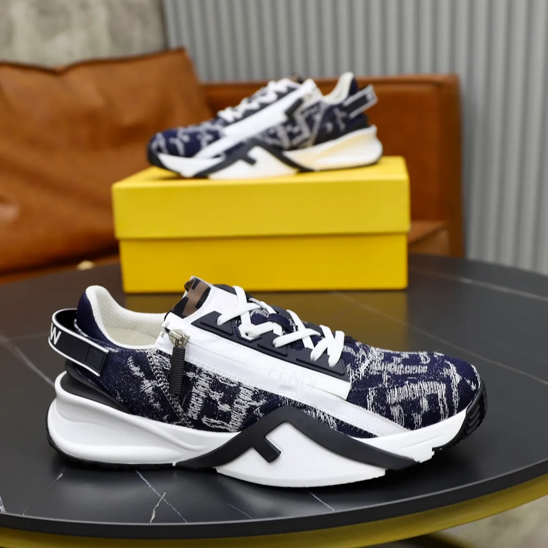 Men's shoes 280🔥 Brand: FENDI Size: 38-44 (45, 46 customized) Grade: Original quality High version Material: Imported cowhide stitching brand cloth ➕ High-quality and comfortable lining Original lightweight non-slip outsole Style category: Travel Fashion casual shoes Versatile trend